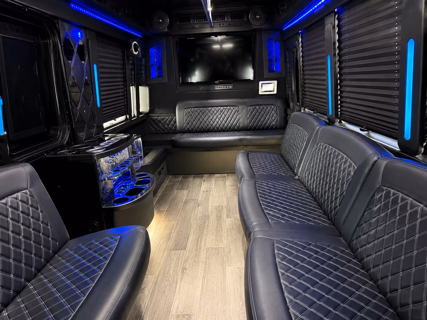 Rent a Bus to Empower FCU Amphitheater at Lakeview