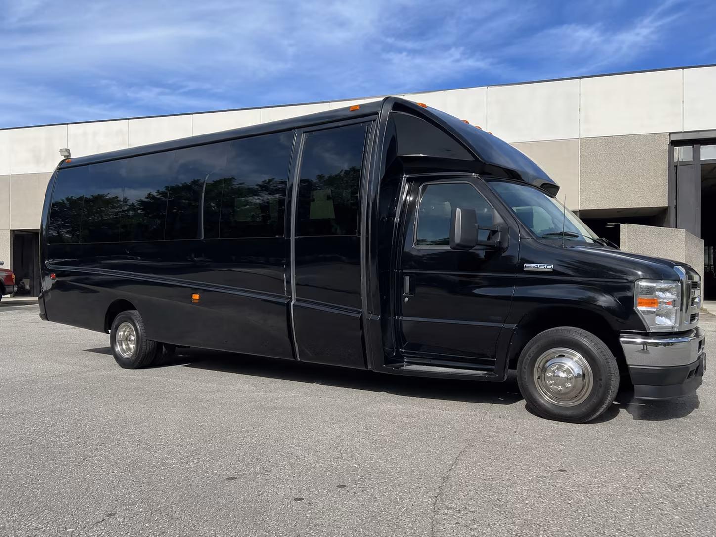 Syracuse Corporate Transportation party bus exterior