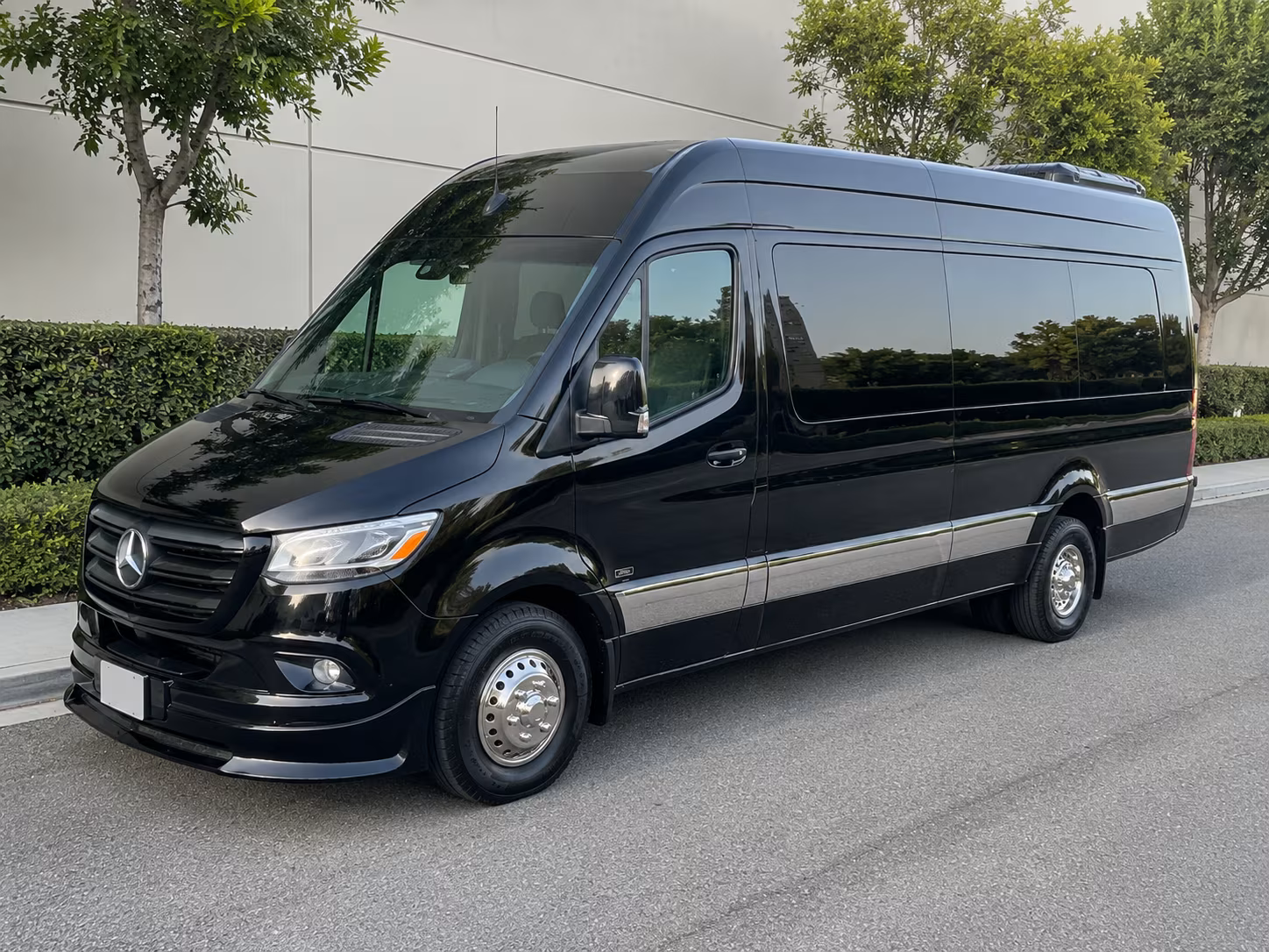 Syracuse Corporate Transportation party bus exterior